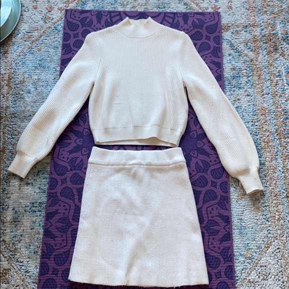 Zara sweater & skirt matching set - Picture 2 of 6